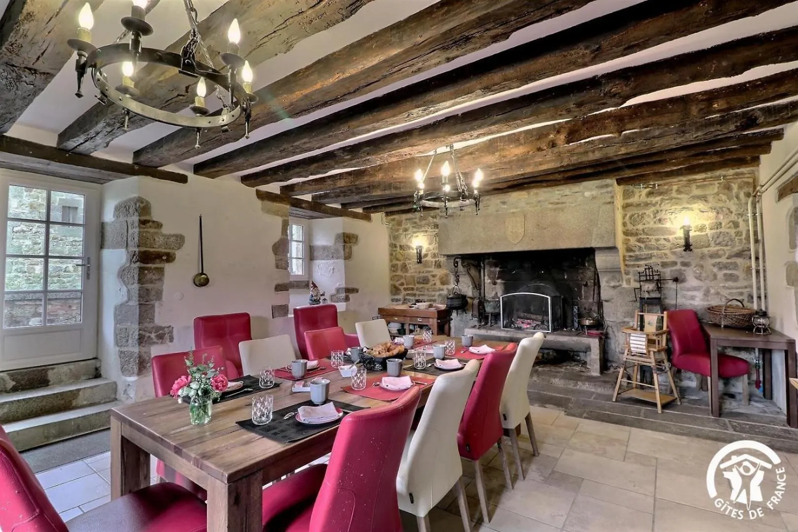 Chateau De La Giraudais Mezieres-Sur-Couesnon Bed & Breakfast